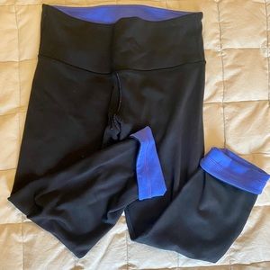 Lululemon capri leggings 4 | blue/black reversible